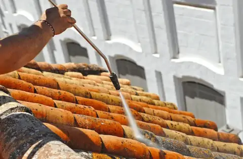 Nettoyage de toitures - Ussel